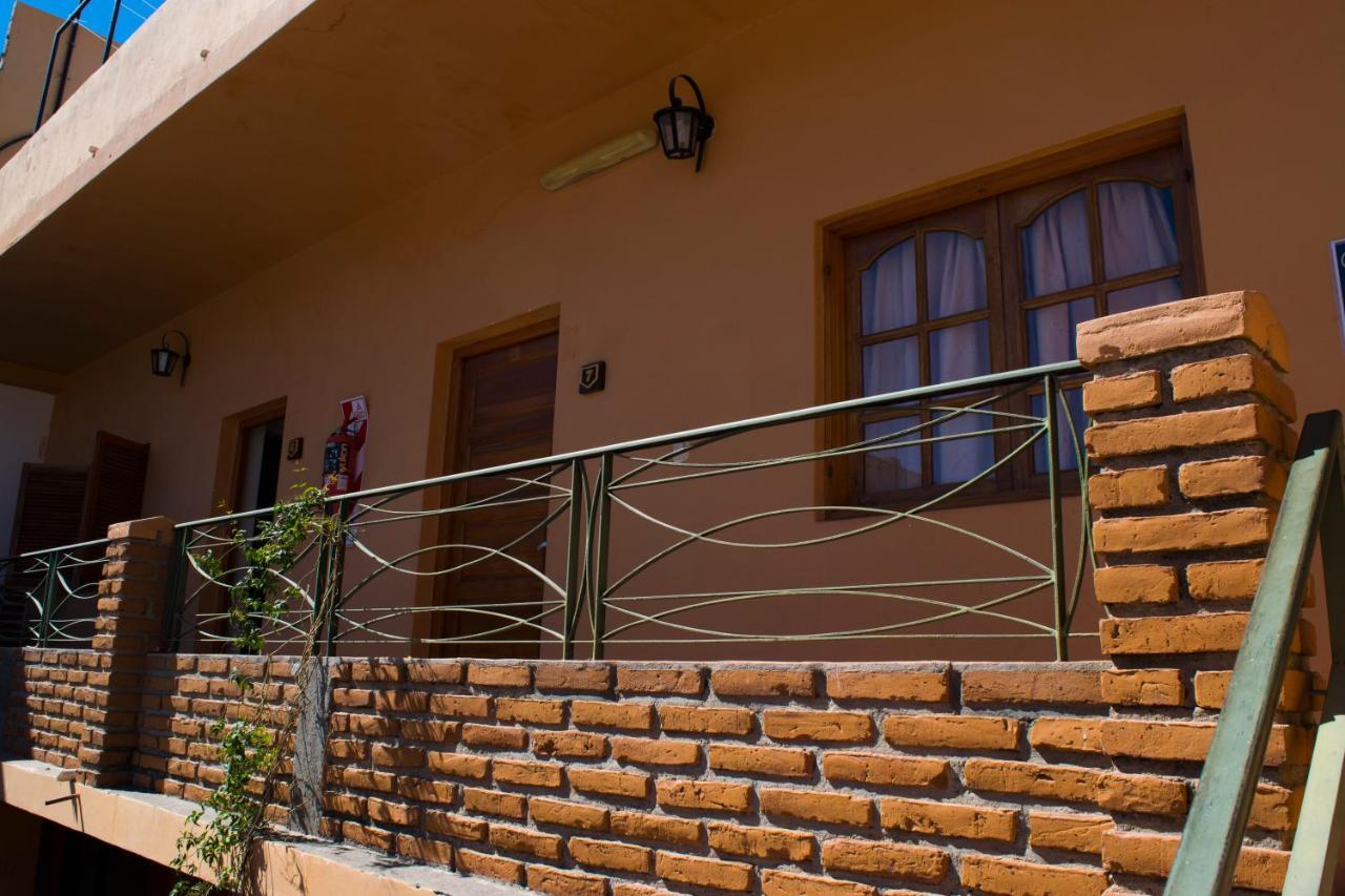 Hostel Ruta 40 Cafayate Bagian luar foto